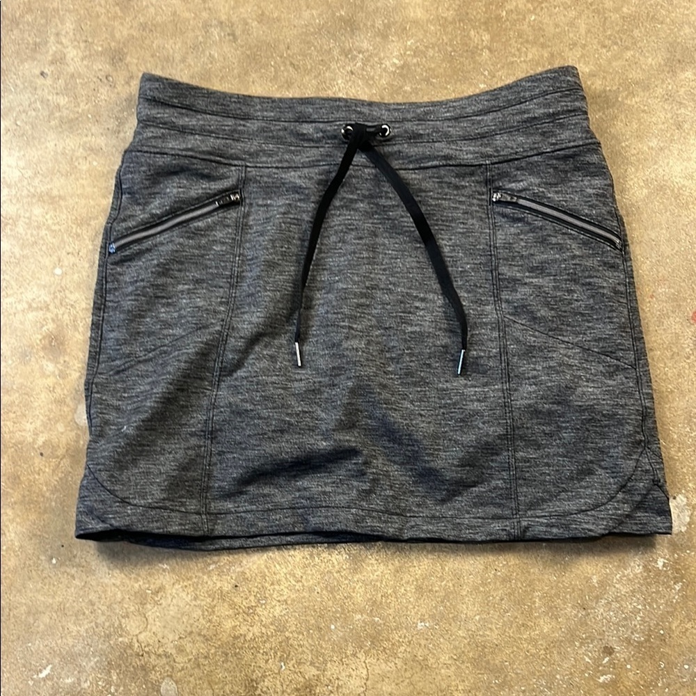 Athleta Gray Women's Skort
Size: Small